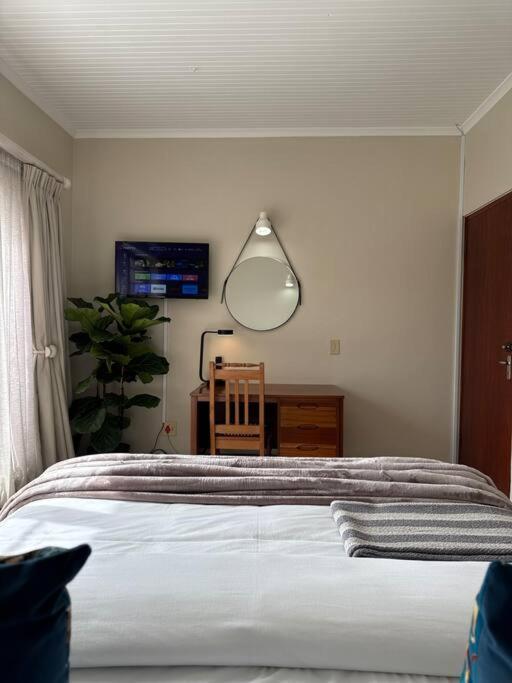 B Shocked Manor - Lux Holiday home